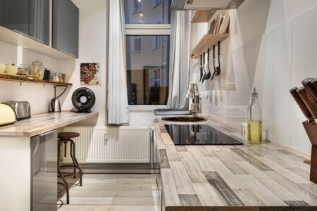 Great Apartment In Berlin Alexanderplatz Exterior photo